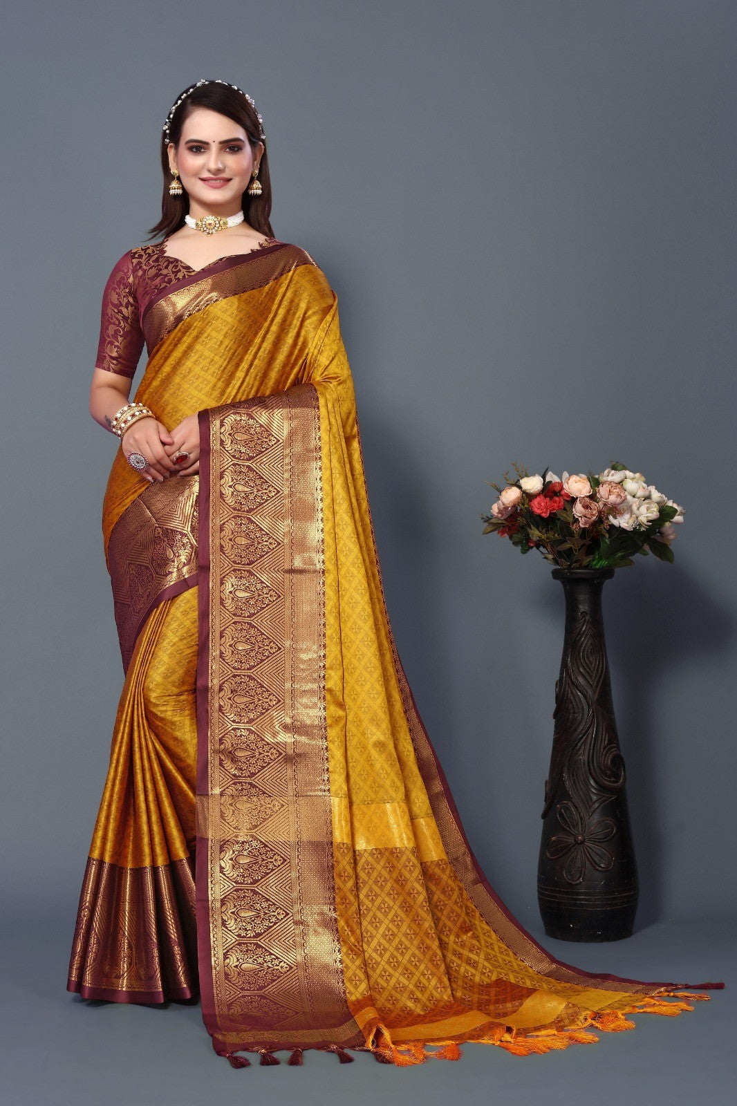 Mustard Brown Colour Cotton Silk Saree For Women's - jayaearth