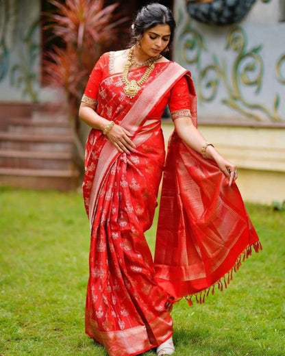 Red Lichi Silk Sarees With Jacquard Work - jayaearth