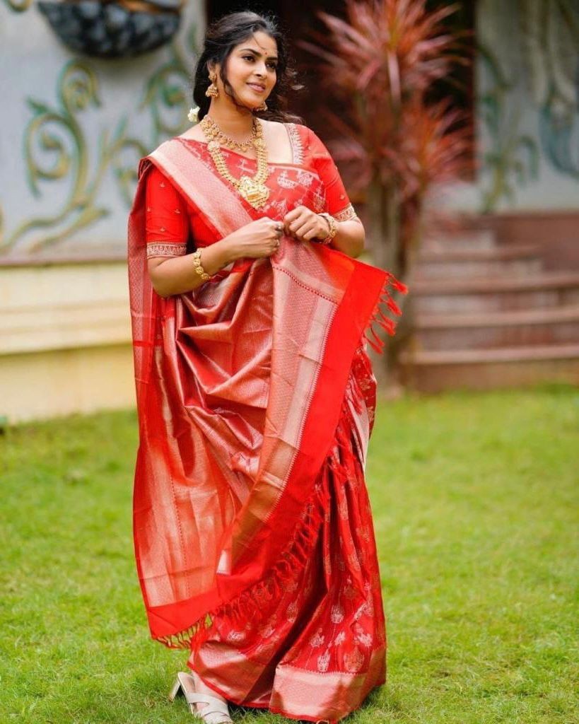 Red Lichi Silk Sarees With Jacquard Work - jayaearth